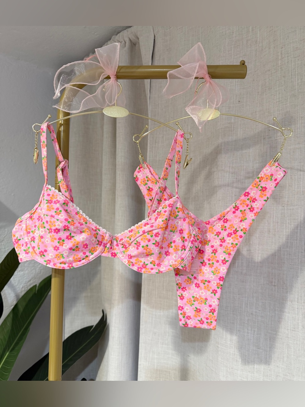 Kulani Kinis Frangipani Fever Dusty Pink Underwire Bikini Set Size Small - Picture 11 of 12